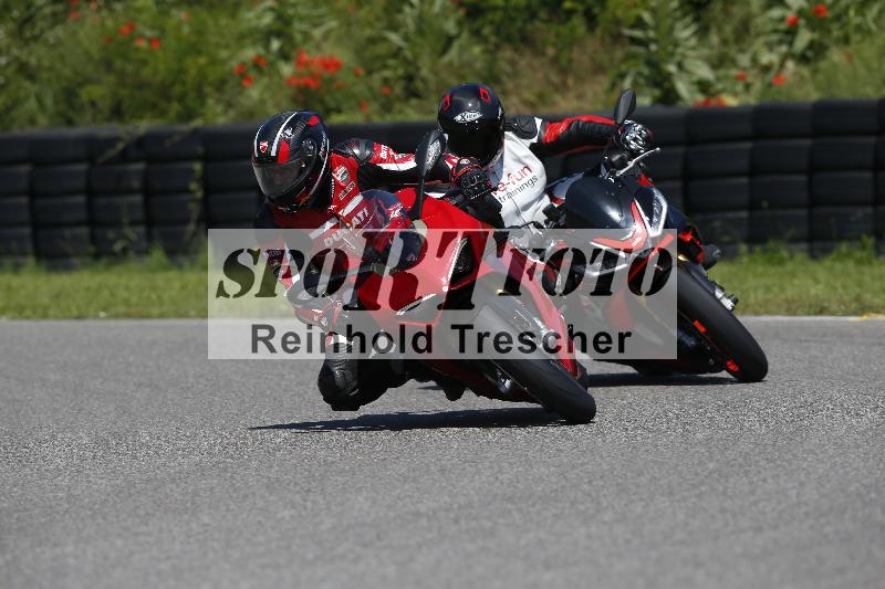 /Archiv-2024/29 12.06.2024 MOTO.CH Track Day ADR/Gruppe rot/ohne Startnummer